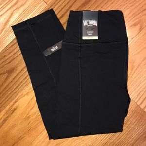 Victoria Secret Sport Knockout Yoga Gym Capri NWT